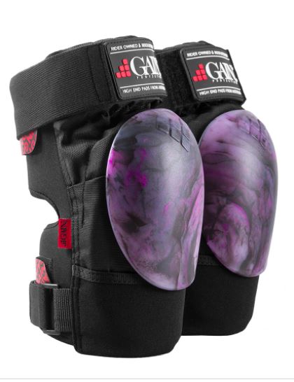 GAIN THE SHIELD knee pads, w. purple/blk swirl caps
